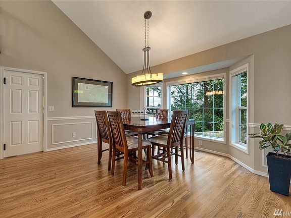 This dining room can accomodate the largest gathering.