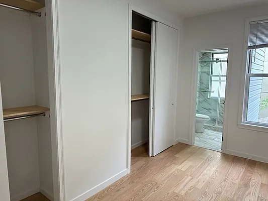 Rented by 18 REALTY | media 7