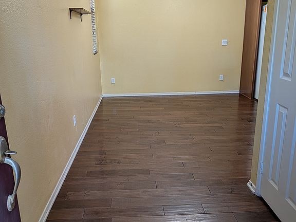5th image of 16913 Laurel Hill Ln Unit 144