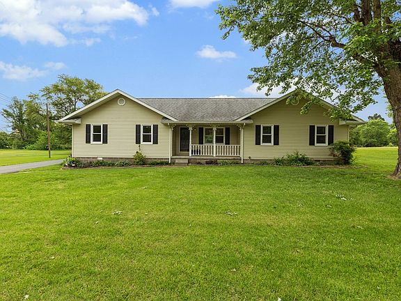 3rd image of 2761 Grapevine Rd
