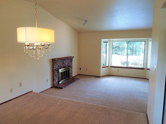 Dining & Formal Living Room
