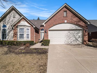 4205 Honeysuckle Dr, Sterling Heights, MI, 48314