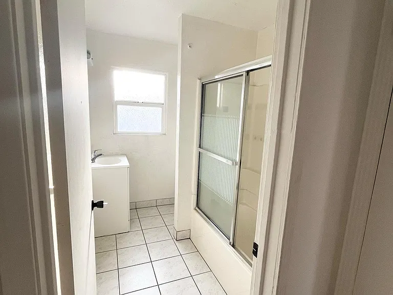 17 Callery Ct — Photo 12