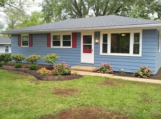 5725 Woodward Ave, Downers Grove, IL 60516