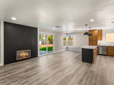 8308 Monico Valley Ct, Las Vegas, NV, 89128