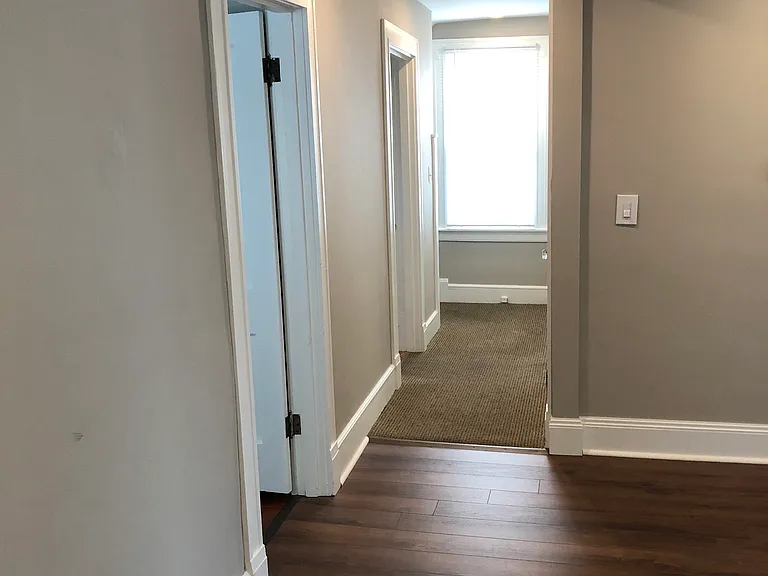 54 E Como Ave #1/2 — Photo 4
