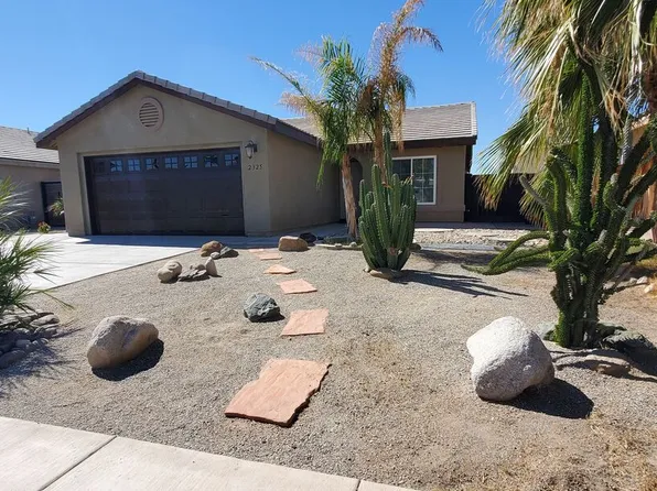 2325 Montecito Ave, Imperial, CA 92251