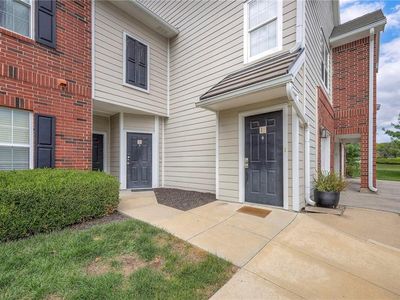 11608 Tomahawk Creek Pkwy APT L, Leawood, KS, 66211