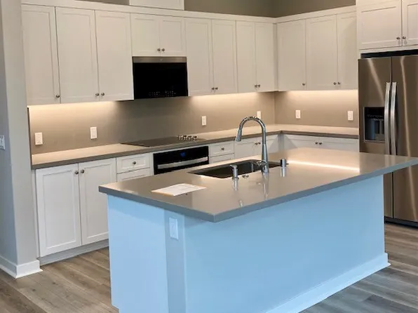 235 Capistrano Dr, San Buenaventura, CA 93004