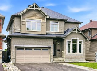 547 Peerless St, Ottawa, ON K2J6A7