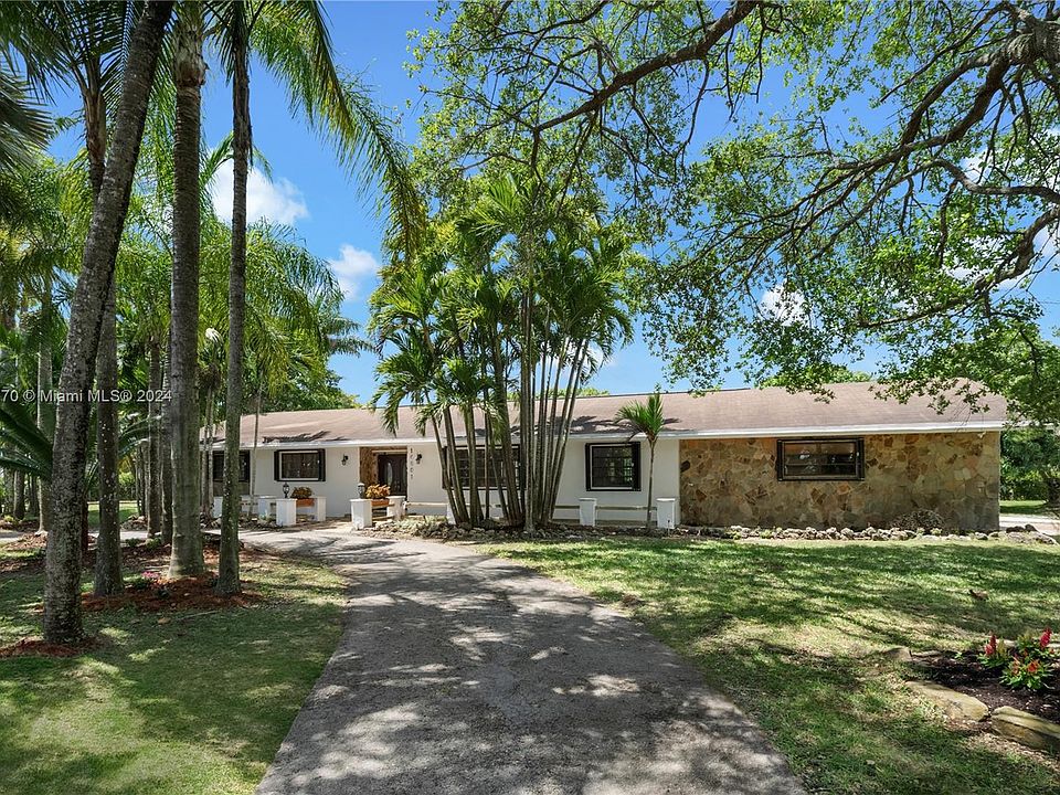 2nd image of 16501 SW 199th St