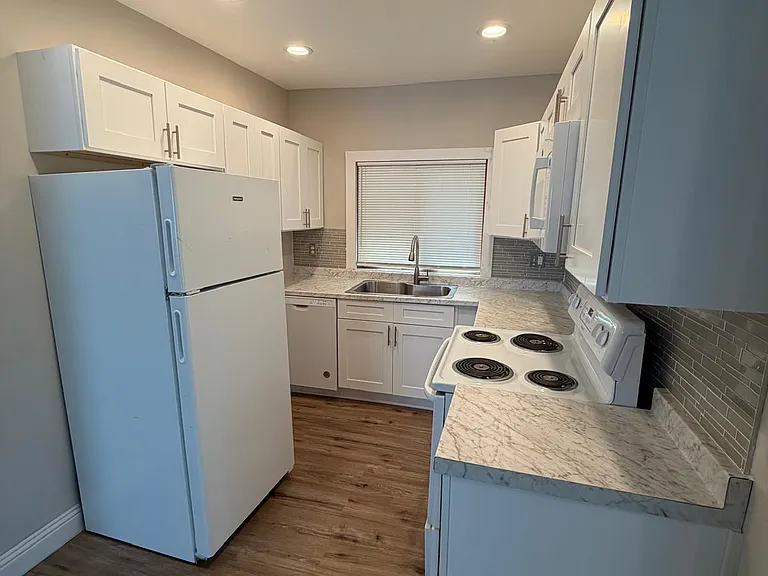 3526 Evergreen Ave — Photo 8
