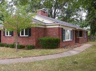 1 Coral Dr, Belleville, IL 62221