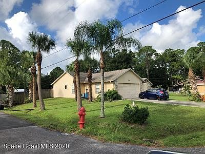 2nd image of 4265 Miami Ave