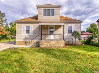 428 Cedar St, Wyandotte, MI 48192