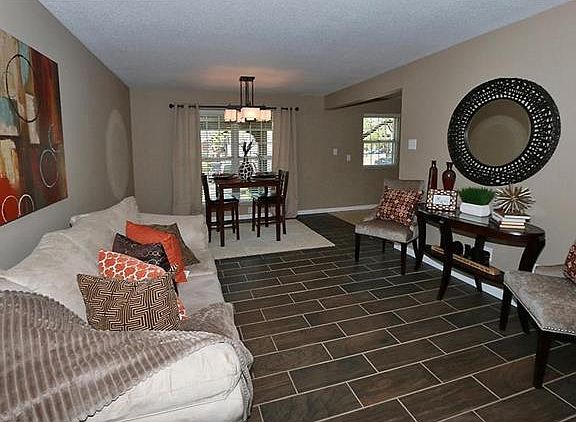 3rd image of 8724 Santa Bella Dr APT A