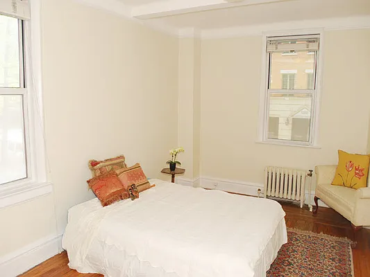 Sold by Sotheby's International Realty | media 8