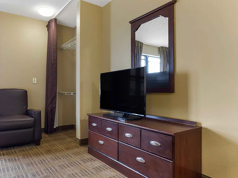 Studio Suite - 1 King Bed