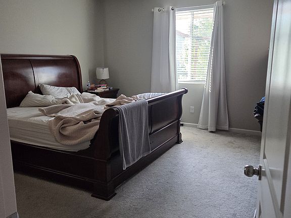 5th image of 103 Morgan Cir S