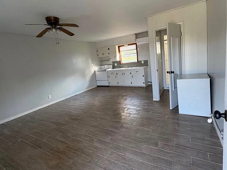 4442 State Highway H #2 — Photo 4