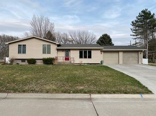 613 Seminary St, Stromsburg, NE 68666