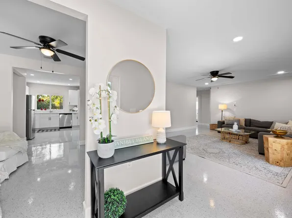 887 Casa Ybel Rd, Sanibel, FL 33957