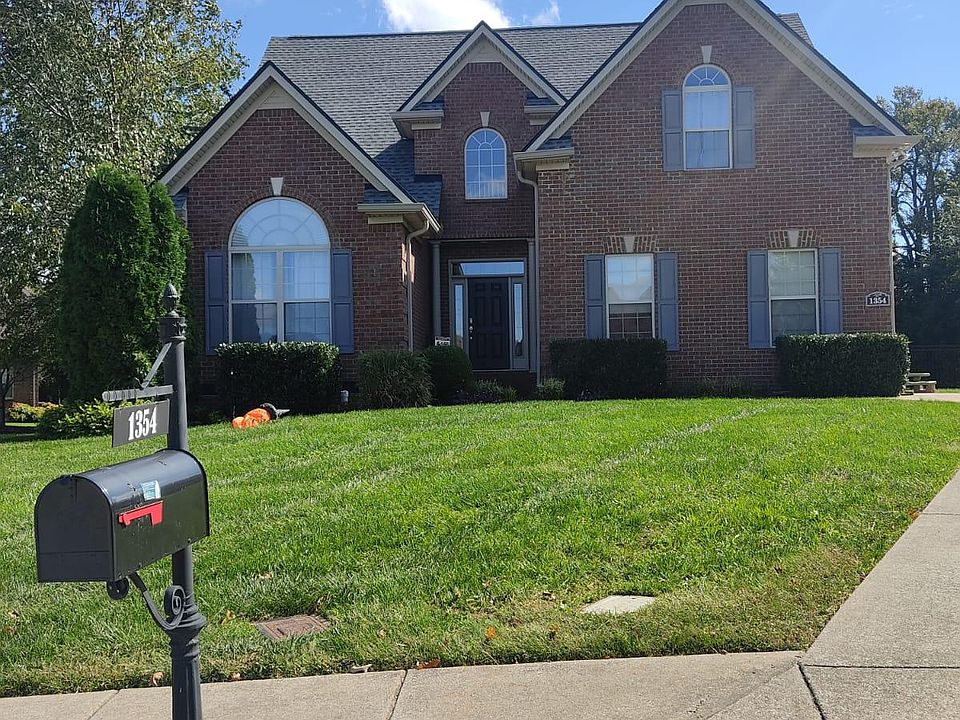 1st image of 1354 Middlebury Ct
