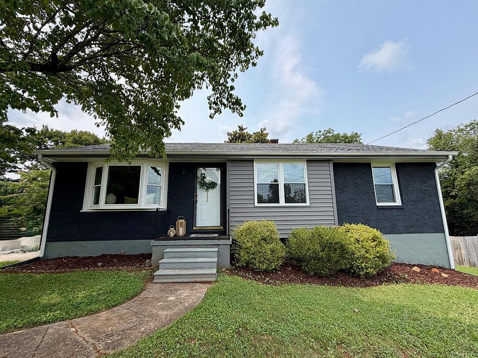 1st image of 1211 Dandridge Dr