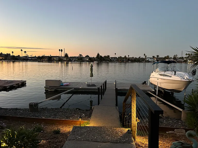 127 Del Oro Lagoon — Photo 3