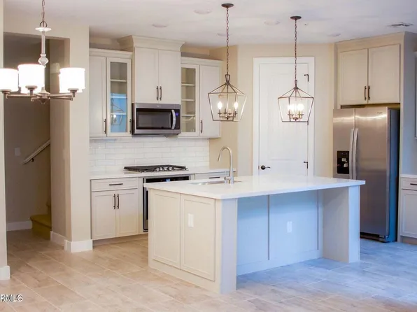 3855 S McQueen Rd Unit 70, Chandler, AZ 85286