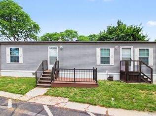 2740 Packard St, Ann Arbor, MI 48108