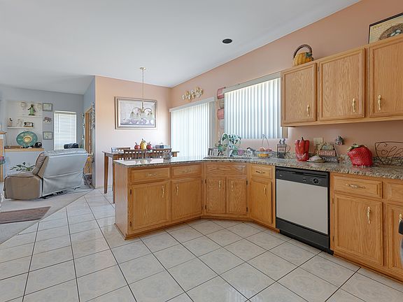 4th image of 4260 W 187th Pl
