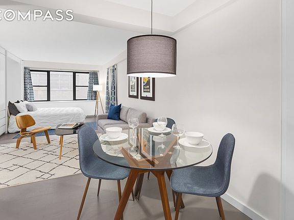 3rd image of 333 E 55th St APT 8C