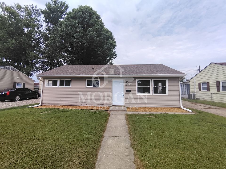 1st image of 2717 Crystal St