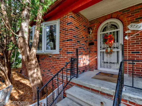 9282 Pinehurst St, Detroit, MI 48204