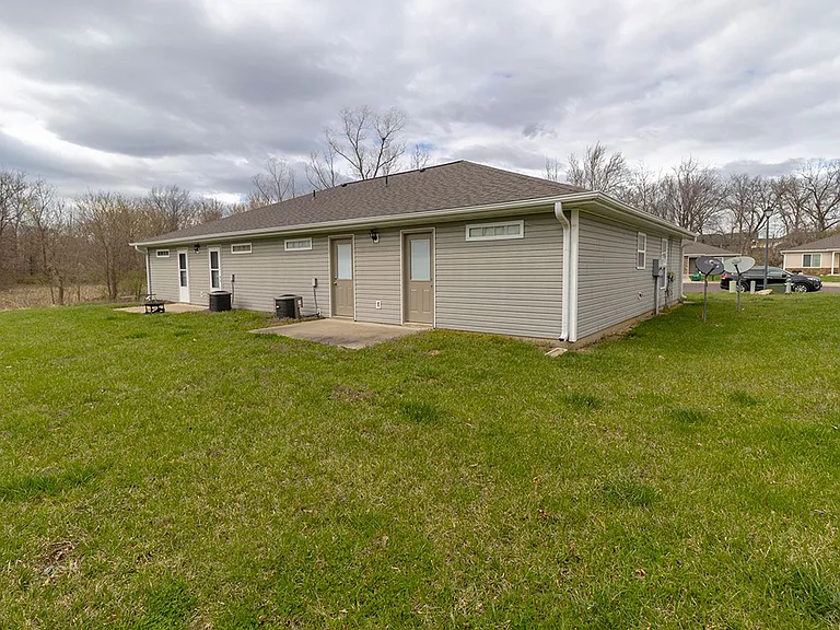 7360 E Noah Ct — Photo 3