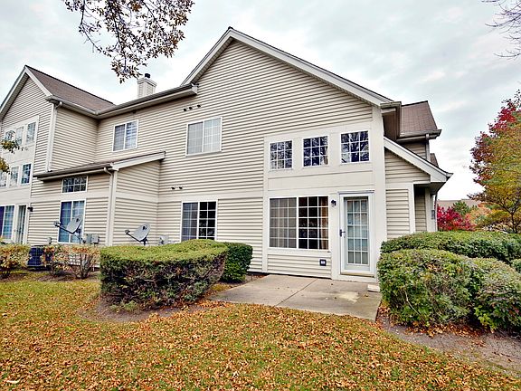 3rd image of 4525 Concord Ln #M