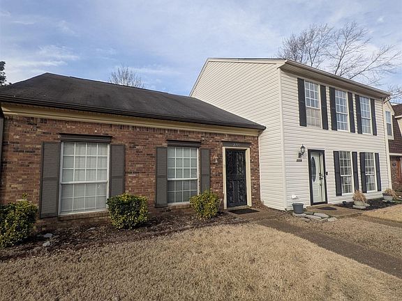 3rd image of 2777 W Hickory Bluff Dr