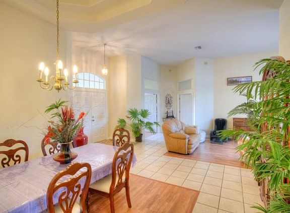 5th image of 18205 Wimbledon Green Pl