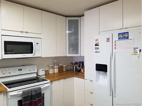 4th image of 7760 NW 50th St APT 507