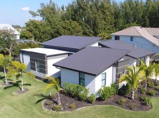 3823 SW 3rd St, Cape Coral, FL 33991