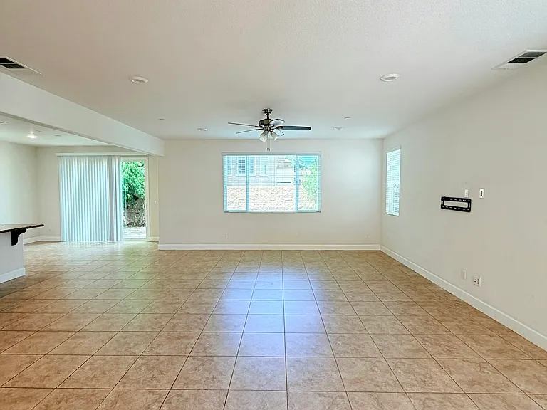 2133 Salice Way — Photo 3