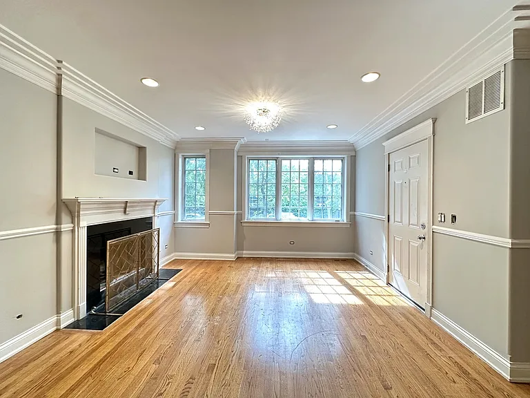 3721 N Clifton Ave #2 — Photo 5
