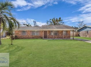 121 Deerwood Ct, Hinesville, GA 31313