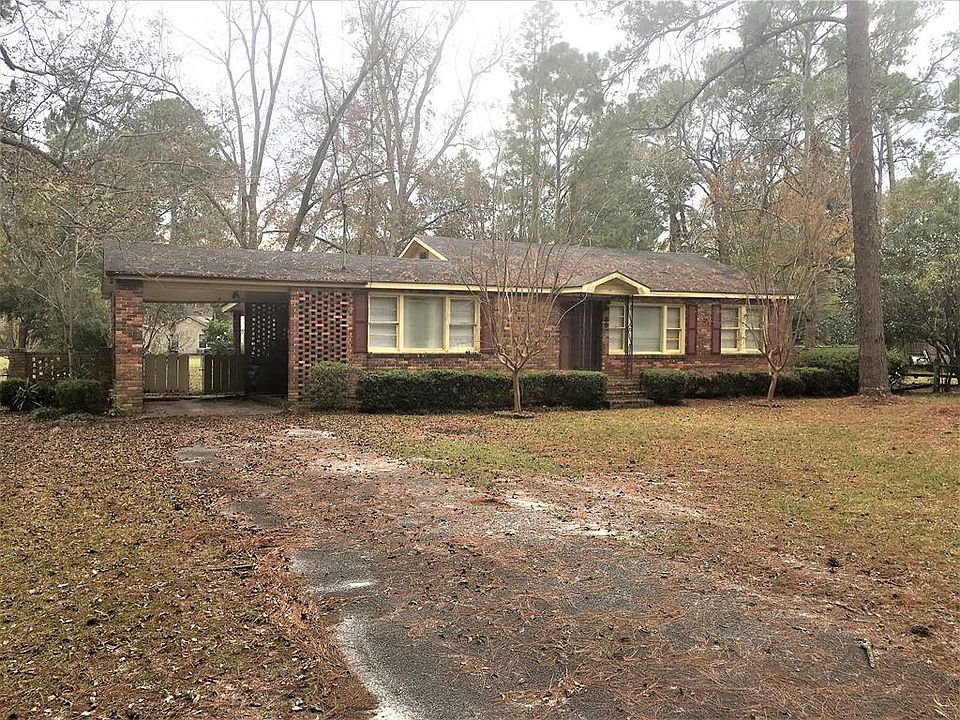 1st image of 305 Highland Heights Dr