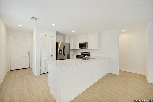 12850 Ratcliff Lake St — Photo 5