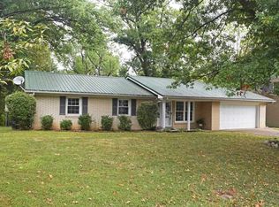 3753 Stringtown Rd, Evansville, IN 47711