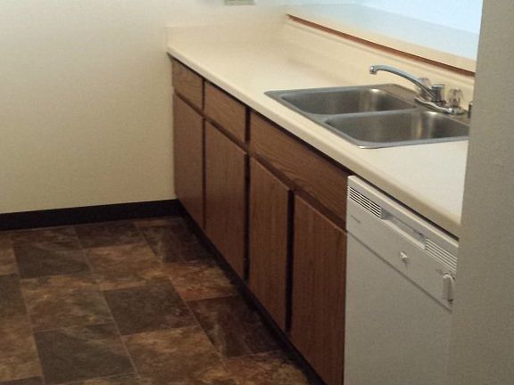 4th image of 3710 Packers Ave #6895714