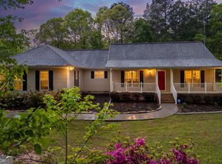 26 Tuxedo Dr, Commerce, GA 30530