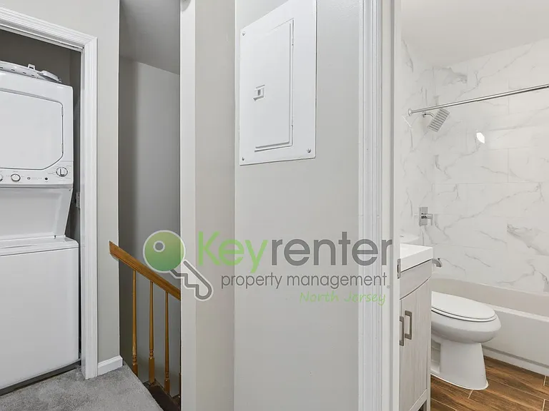 202 Saint Michaels Walk — Photo 12